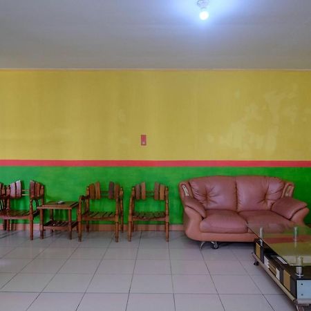 Reddoorz Near Pelabuhan Nusantara Parepare Luaran gambar