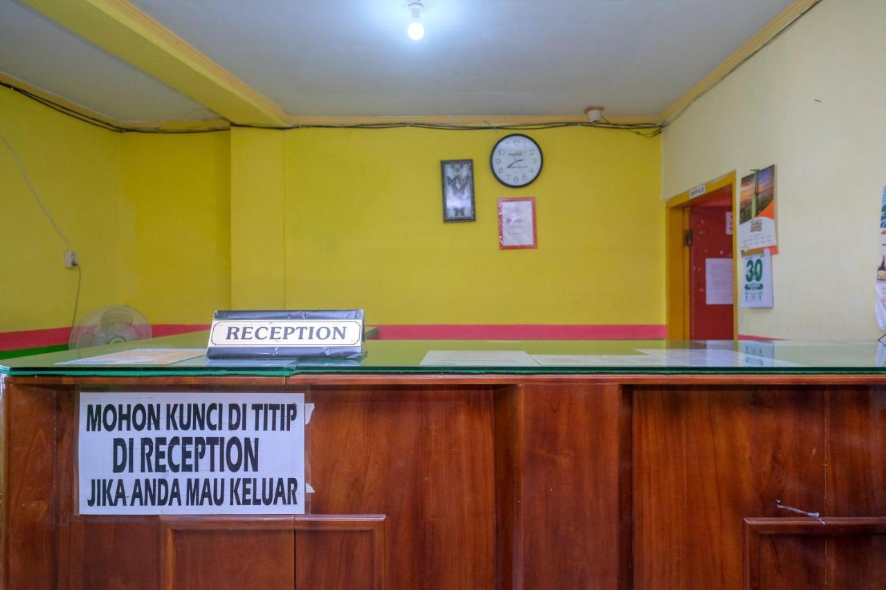 Reddoorz Near Pelabuhan Nusantara Parepare Luaran gambar