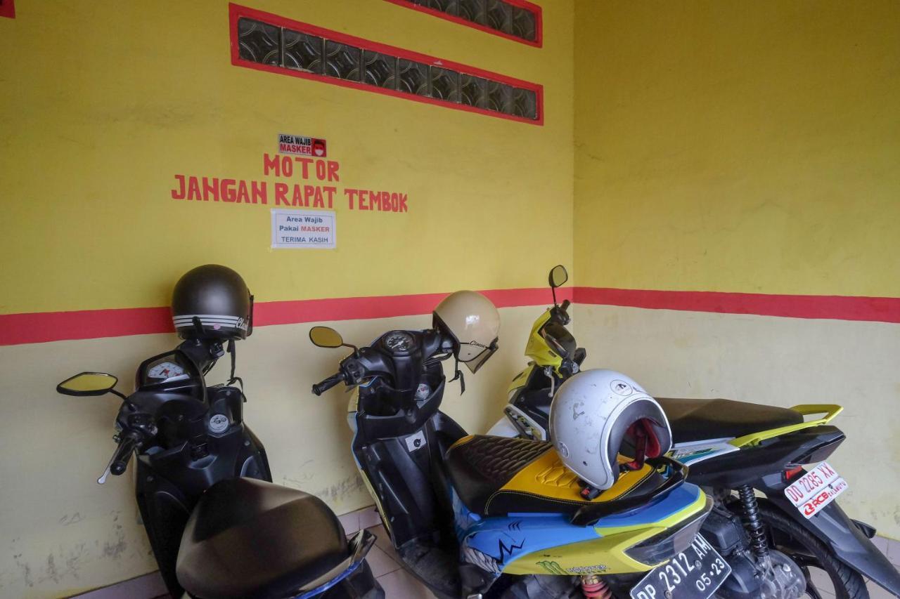 Reddoorz Near Pelabuhan Nusantara Parepare Luaran gambar