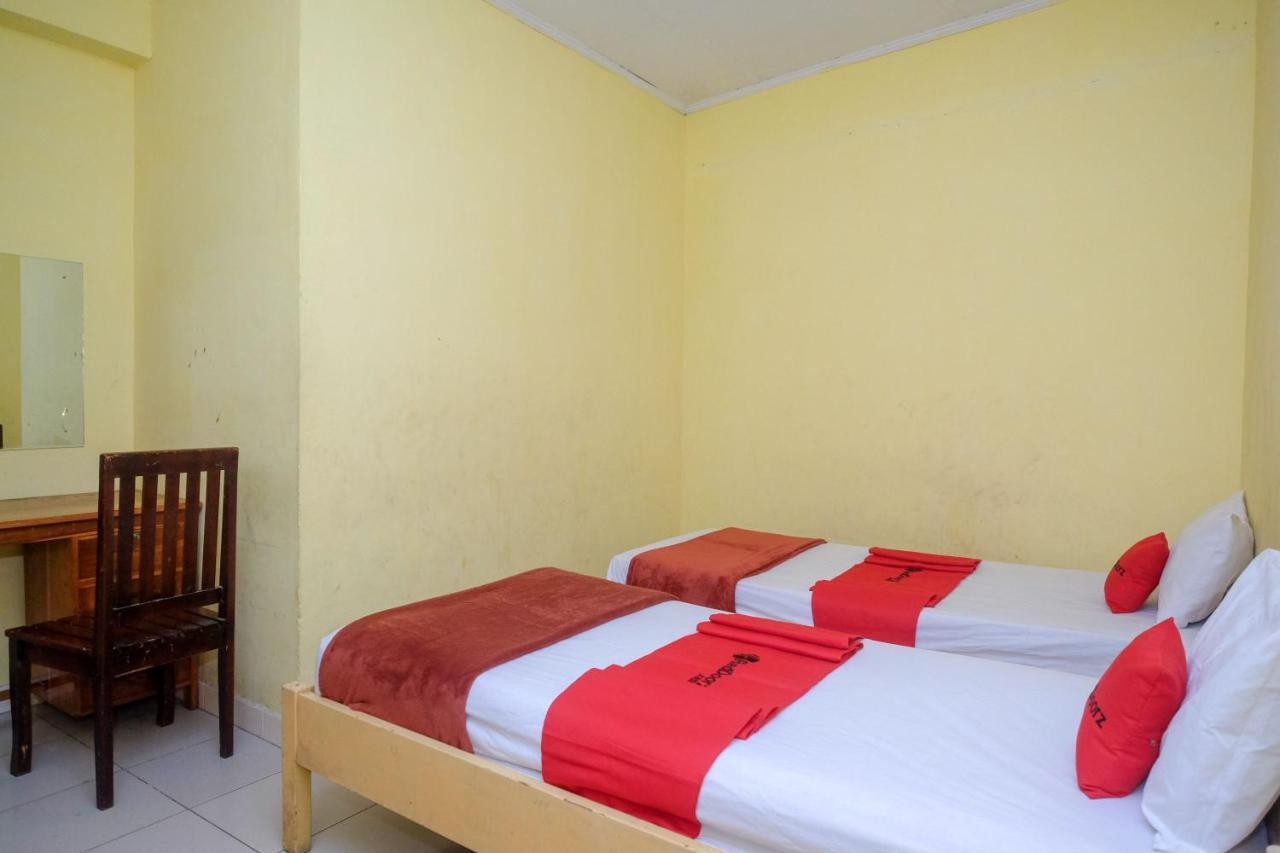 Reddoorz Near Pelabuhan Nusantara Parepare Luaran gambar