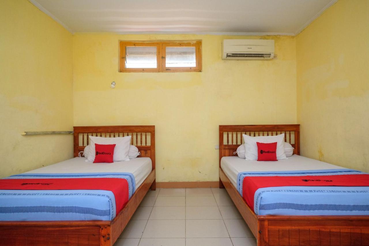 Reddoorz Near Pelabuhan Nusantara Parepare Luaran gambar